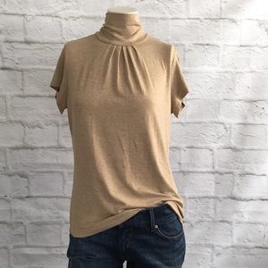 Pursuits ltd short sleeve turtle neck.